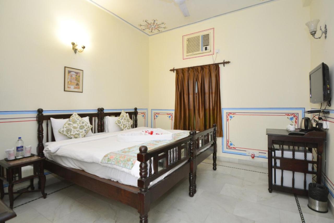 Jaipur Vintage House Bed & Breakfast エクステリア 写真